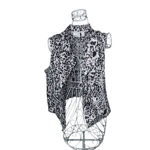 Beautiful CHICOS 2 Vest Top Linen Blend Zip Pockets Animal Print Shimmer Lg or S